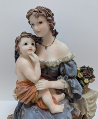 Statueta rasina &amp;#039;&amp;#039;The Mirella Colection&amp;#039;&amp;#039; foto