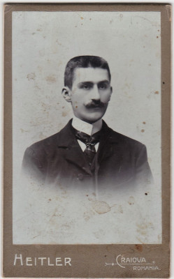 Fotografie carton CDV veche, studio Heitler Craiova portret domn foto