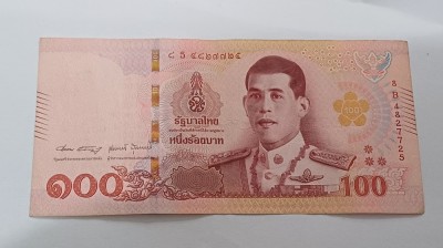 Thailanda- 100 baht 2018 foto