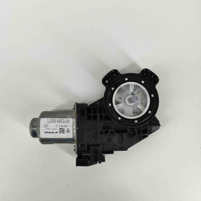 Motor macara geam ușă dreapta spate TESLA MODEL 3 2019 OEM: 430106F0 21629207 foto