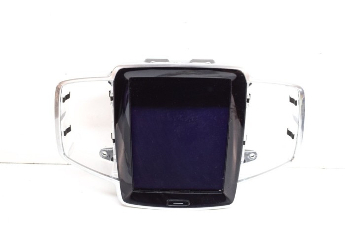 Ecran de navigație VOLVO XC90 II 2017 OEM: 31403349,QV00003A,31466836AA 17949140