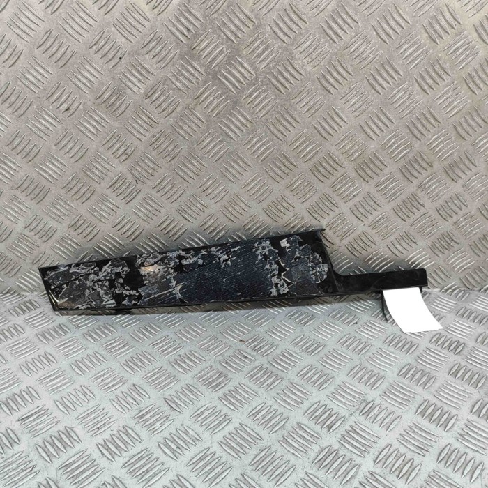 Ornament vertical ușă st&acirc;nga față AUDI Q4 SUV F4B 2023 OEM: 89A837901 28633641