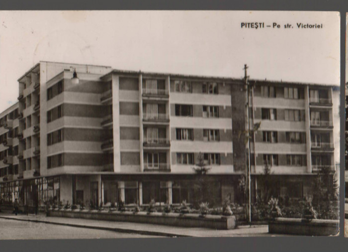 CPIB 21212 CARTE POSTALA - PITESTI. PE STRADA VICTORIEI, RPR