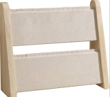 Cumpara ieftin Suport pentru Lanțuri și Brățări &ndash; 44 de Spații &ndash; Lemn Crem &ndash; 40x34 cm &ndash;