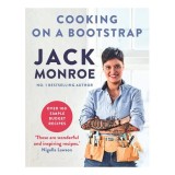 Cumpara ieftin Cooking on a Bootstrap Over 100 Simple, Budget Recipes