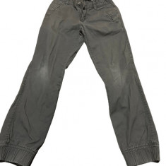 Pantaloni lungi , culoarea gri , 9-10 ani