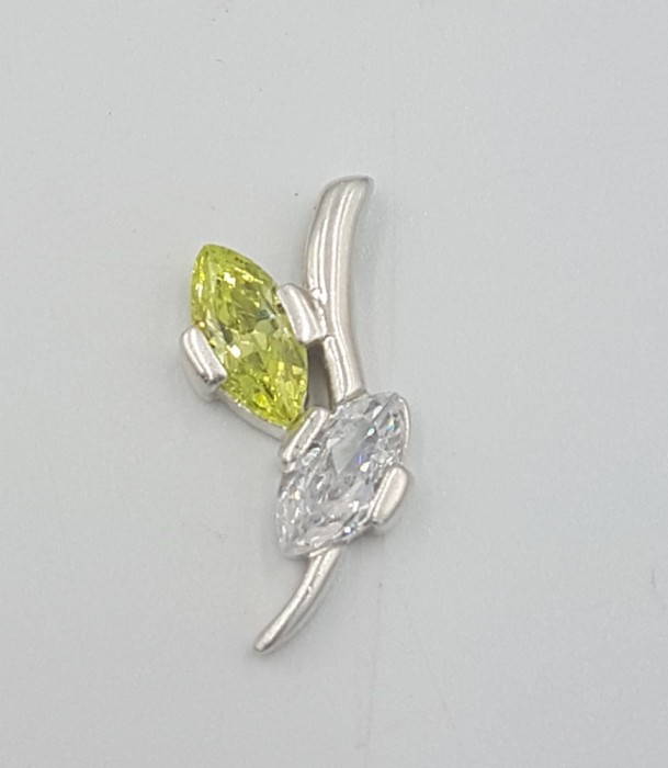 Superb mic pandantiv vintage din argint, peridot si zirconii