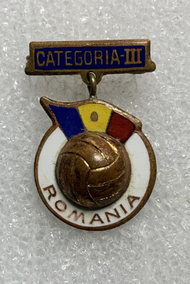 Insigna Federația Rom&amp;acirc;nă de Fotbal categoria III foto