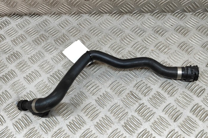 Furtun de lichid de răcire MERCEDES-BENZ C T-Model S205 2016 OEM: A2055011191 24297885