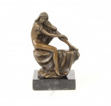 Femeie nud-statueta din bronz pe un soclu din marmura TM-23, Nuduri