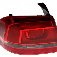 Lampa Stop Spate Stanga Exterioara Valeo Volkswagen Passat B7 2010-2014 Sedan 044513