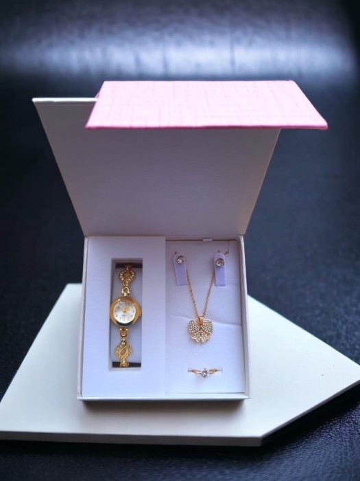 Set cadou elegant pentru damă