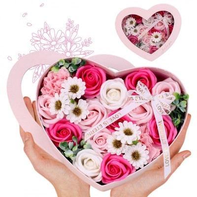Buchet flori de sapun roz, parfumate, cutie decorativa inimioara, idee de cadou ideala, JollyMag, BUK01R foto