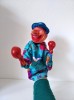 Marioneta boxer teatru de papusi, papusa manuala, cap cauciuc, maini actionabile
