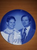 Farfurie ceremoniala de colectie perete vintage nunta Karl Gustav Silvia Suedia