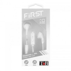 TNB FIRST BLACK EARPHONES + MIC.WHITE foto