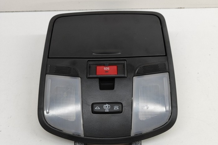 Iluminare interioară HYUNDAI KONA 2022 OEM: 92800-J9210,92800-G2510 29956095