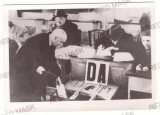 5223 - BUCURESTI, Alegeri pentru Ion ANTONESCU (18/13 cm) - old Press PHOTO 1941