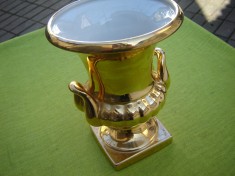 Portelan englezesc Royal Anton, deosebita vaza aurita