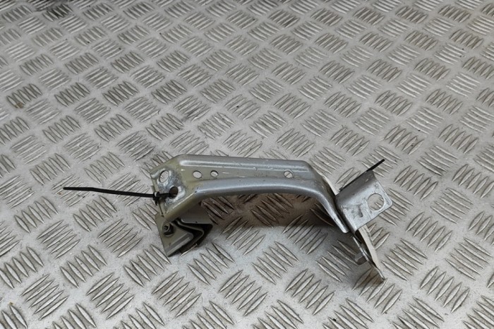 Suport aripa dreapta față VW PASSAT Variant B8 3G5 2020 OEM: 3G0821142A,3G0821142,3G0809471 | 30435659