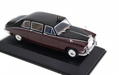 Macheta Daimler DS420 Limousine - Norev/Atlas 1/43 foto