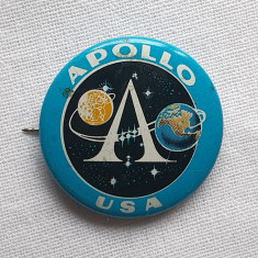 Insigna veche Cosmos - spatiu - misiunea Apollo - USA