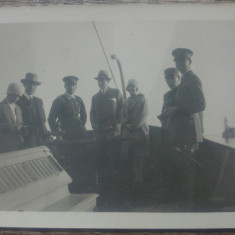 Fotografie de grup pe vapor cu militari romani