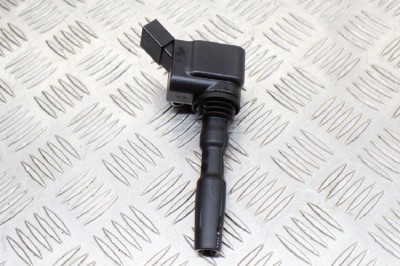 Bobina de inducție de &amp;icirc;naltă tensiune AUDI A4 8W2, B9 2018 OEM: 04E905110K,77300010 11545698 foto