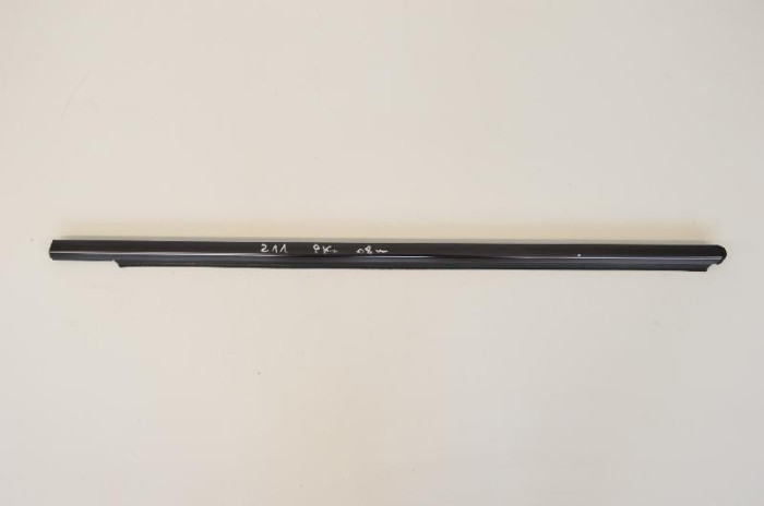 Chedar geam ușă st&acirc;nga față MERCEDES-BENZ E W211 2008 1845402