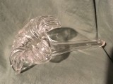 Vaza de sticla vintage in forma de floare de crin realizata manual !