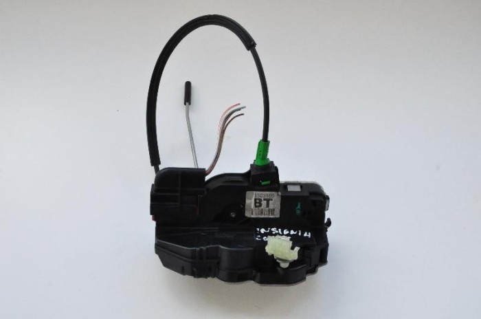 &Icirc;ncuietoare ușă dreapta spate OPEL INSIGNIA A G09 2008 OEM: 3023804-E 1490174
