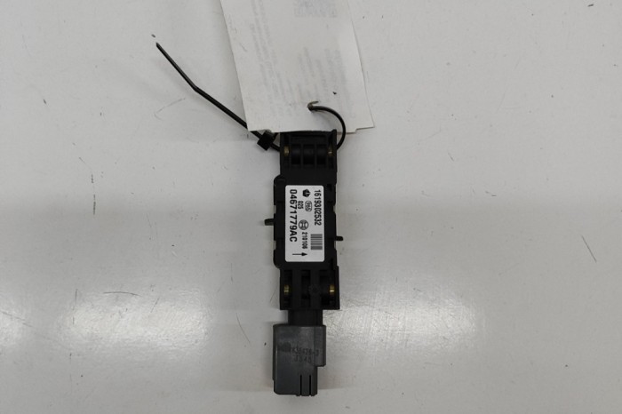 Senzor de impact dreapta spate JEEP GRAND CHEROKEE III WH, WK 2006 OEM: 04671779AC,1619302532 | 31616608