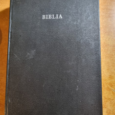 BIBLIA sau sfanta scripura -vechiul si noul testament-din anul 1990 -1240 pagini