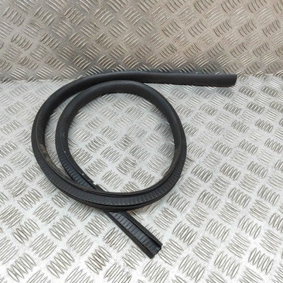 Garnitura ușă dreapta față ASTON MARTIN DB11 2022 OEM: KY53-L20758-AC foto