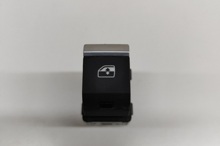 Buton geam ușă st&acirc;nga față AUDI Q7 4M 2018 OEM: 4M0959855 30421990