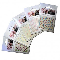 Set 12 folii stickere unghii, model multicolor, Chique