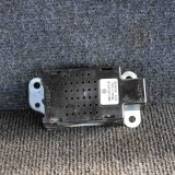 Amplificator de antena VW GOLF VI 5K1 2009 OEM: 5M0035570B