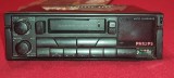 Radiocasetofon auto vintage an 1992 PHILIPS 520 poze reale ATENTIE - LIPSA UN BUTON ( DREAPTA JOS ) pret 150 ron accept propuneri / variante