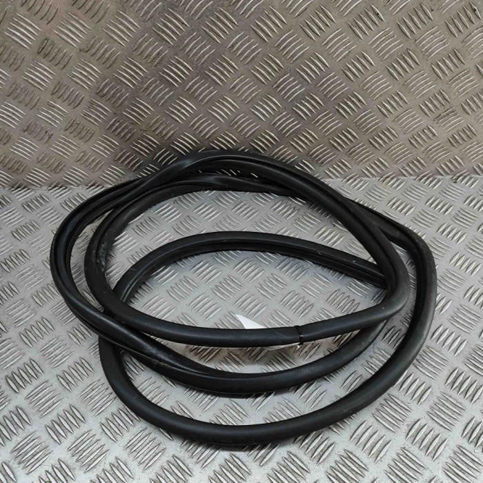 Garnitura ușă dreapta față TOYOTA RAV 4 V A5, H5 2019 OEM: 62311-42110