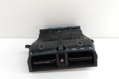 Gura de ventilație planșa de bord PORSCHE Taycan 2021 OEM: 9J1819111B,9J1.819.111.B | 23954877 foto
