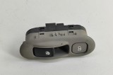 Buton geam ușă dreapta spate KIA CARNIVAL / GRAND CARNIVAL III VQ 2007 OEM: 93580-4D801,93580-4D801KS 29954597