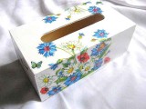 Cutie servetele cu model floral si fluturi, cutie servetele 29358, multicolor