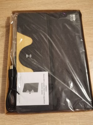 Agenda cu &amp;icirc;ncărcare wireless foto