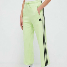 adidas pantaloni de trening culoarea verde, cu imprimeu