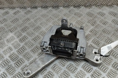 Suport motor dreapta VW PASSAT Variant B8 3G5 2021 OEM: 5WA199262F 25221553 foto