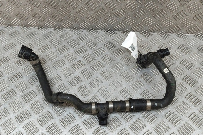 Furtun de lichid de răcire BMW iX I20 2022 OEM: 8833642 27857381