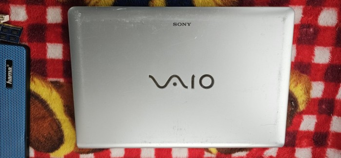 LEPTOP SONY VAIO PCG-71211M PROCESOR i5 ,PORNESTE DAR NU DA IMAGINE , CITIT DESCRIEREA VA ROG FRUMOS .