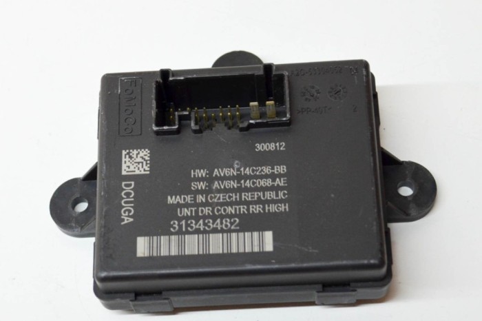 Modul de control ușă dreapta spate VOLVO V60 2015 OEM: 31343482,A2C53304050,AV6N-14C236-BB,AV6N-14C068-AE 13783218