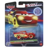 Cars Glow Racers Masinuta metalica Fulger Mcqueen scara 1 la 55