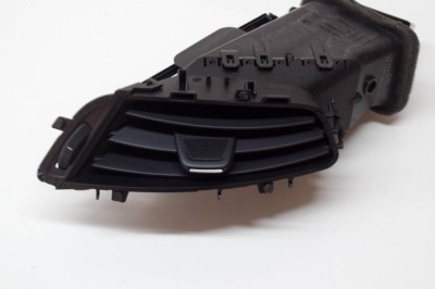 Gura de ventilație planșa de bord OPEL ZAFIRA TOURER C P12 2012 OEM: 330188061,20885181 13599305 foto